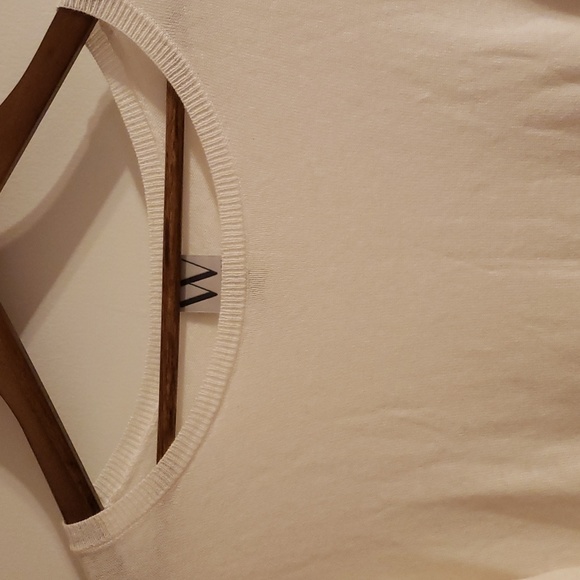 Sweater - Picture 2 of 4